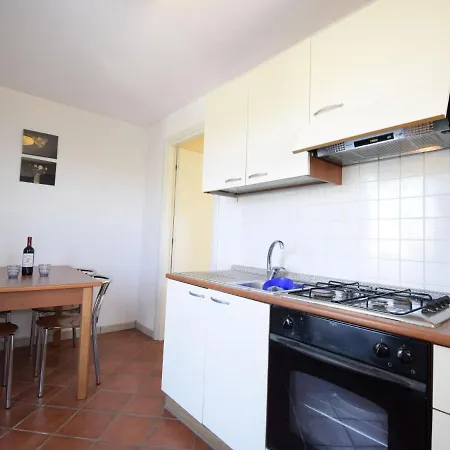 Apartment Apartment La Rosa-3 By Interhome